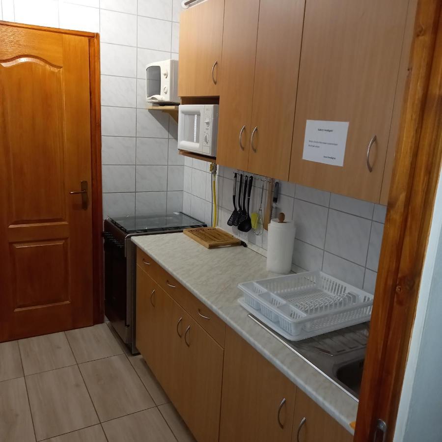 Hotel Jucus Vendégház à Zalahaláp Extérieur photo